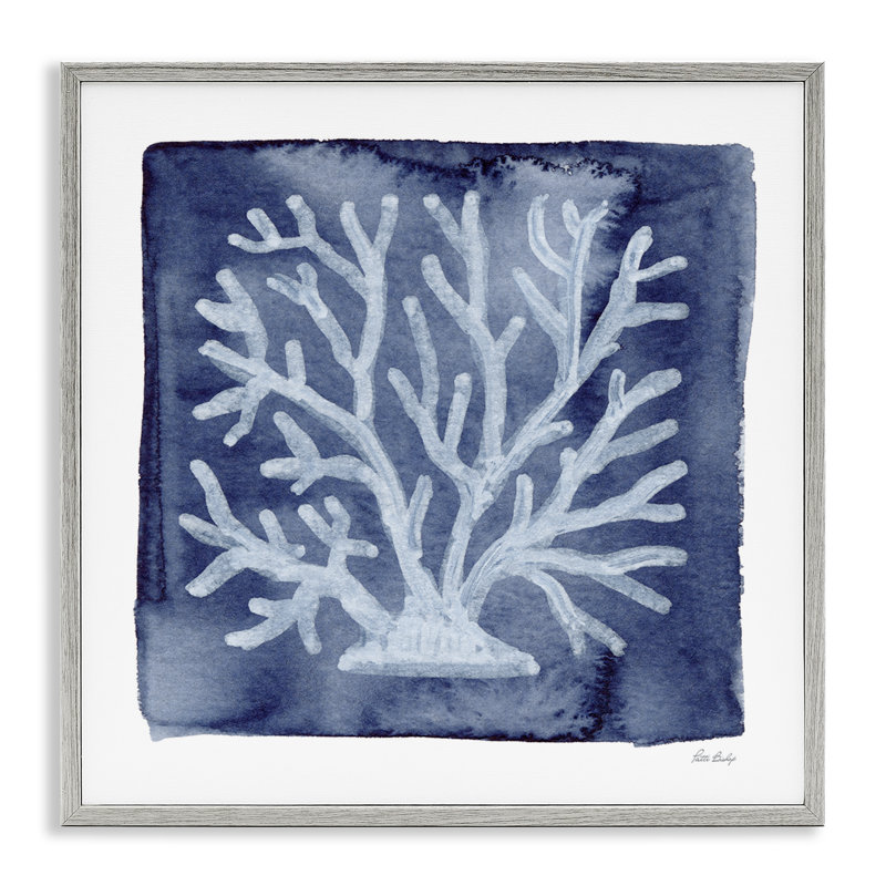 Giclée encadrée de corail blanc sur fond indigo, design par Patti Bishop, H 12 po x l 12 po, Giclée de ferme grise encadrée