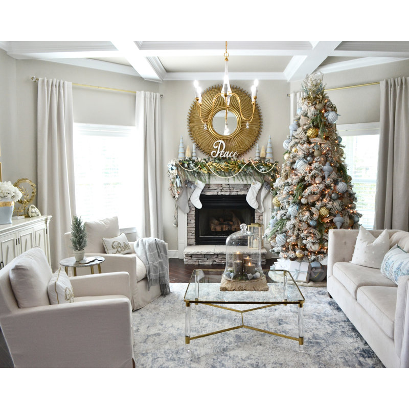 Gabriel 6 - Light Dimmable Classic / Traditional Chandelier