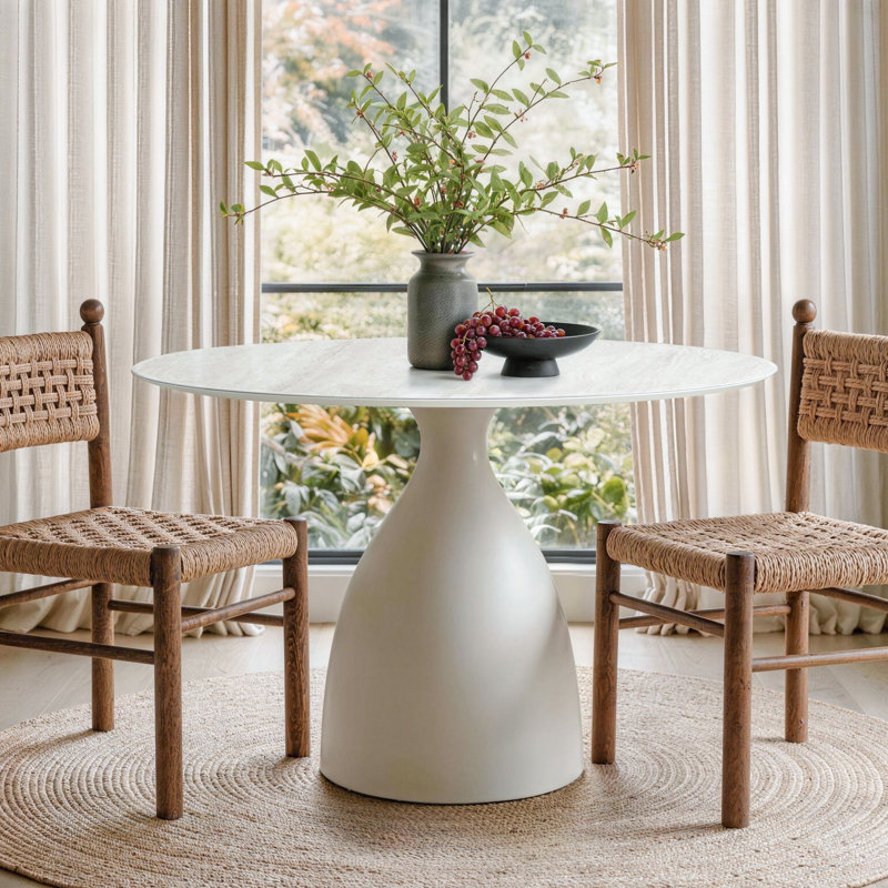 Aylamae 47.2" Round Dining Table