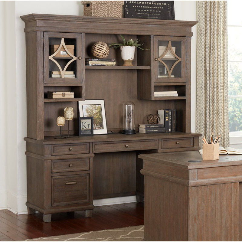 Bureau Larissa