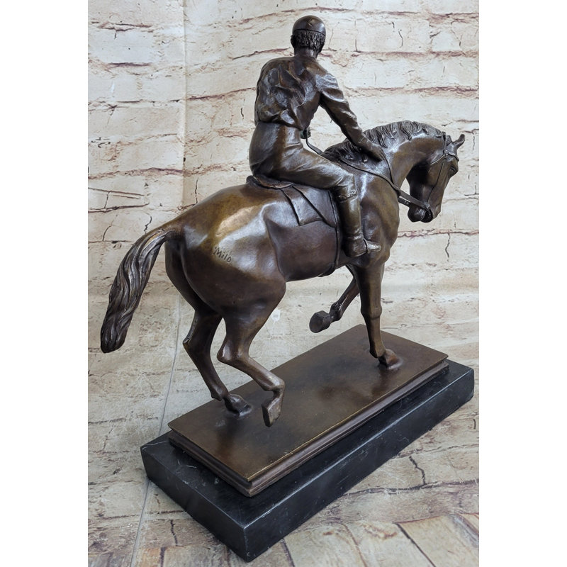 Figurines et sculptures Tasmine