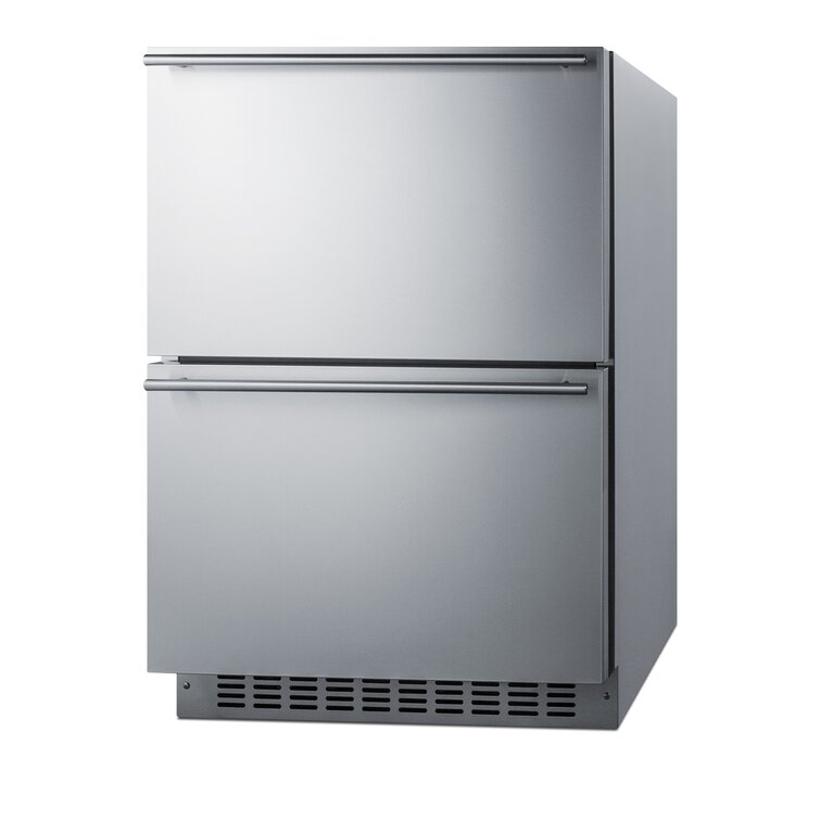 Summit Appliance 3.9 Cubic Feet Mini Fridge with Freezer