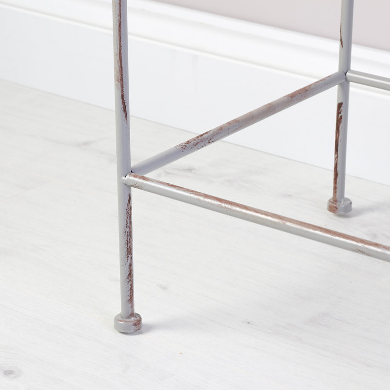 Maisy Metal Plant Stand