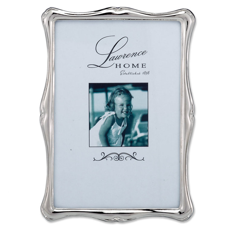 Lawrence 6x4 Silver Metal Paw Print Picture Frame