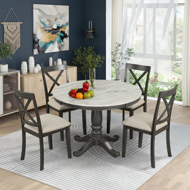 Ensemble 5 pièces de table et chaises pour 4 personnes, table de salle à manger en bois massif gris + 4 chaises, style restaurant, rempli de panneau de fibres à densité moyenne, pratique pour un usage domestique.