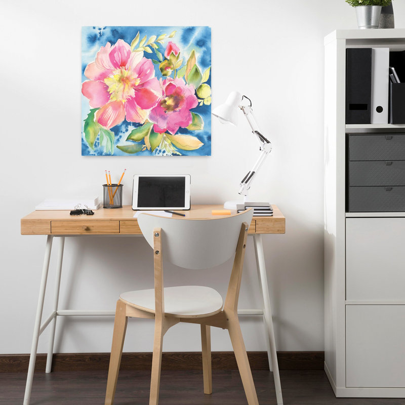Pétales roses contemporains avec art bleu vif, H 18 po x l 18 po