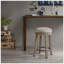Tabouret de comptoir pivotant avec revêtement gris texturé et structure légèrement patinée pour les cuisines de style campagne urbaine