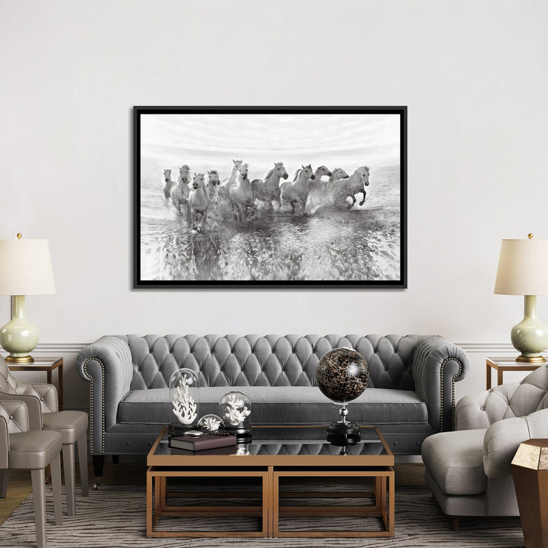 « illusion of power (13' ' 'power not) ' », impression sur toile, H 18 po x l 26 po x P 1,5 po, Toile avec cadre noir