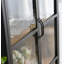 Armoire vitrée 62,2 po