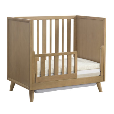 Renwick Mini Crib