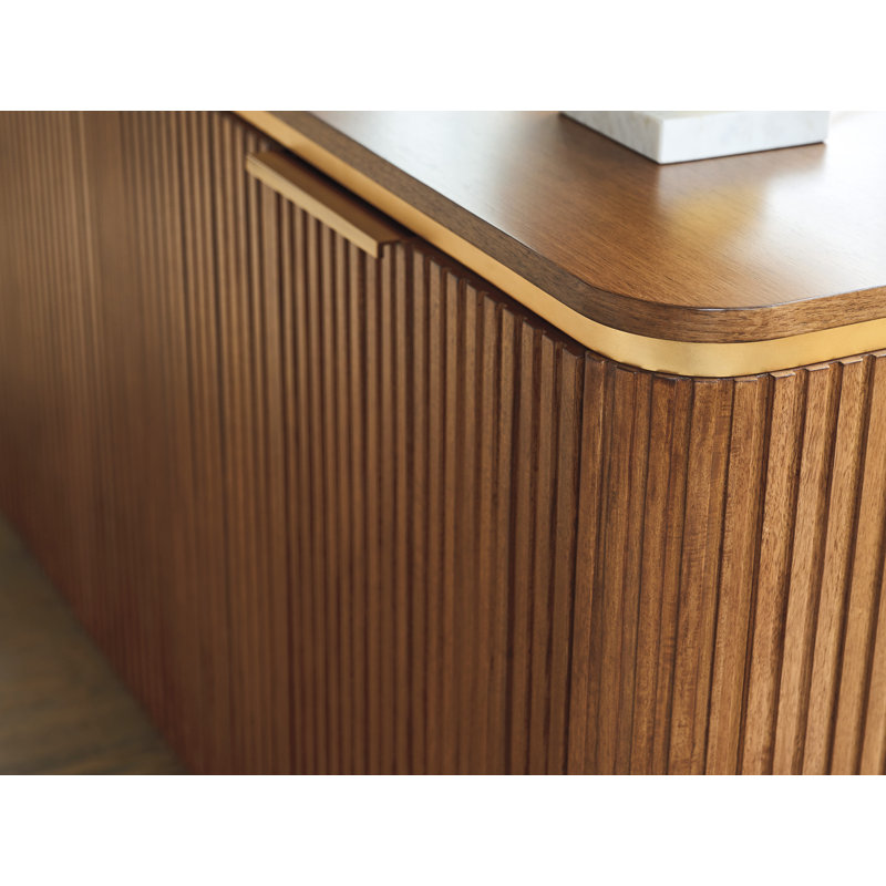 La Costa 82.75'' W Buffet