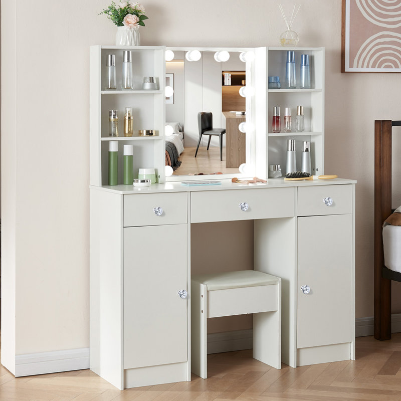 White Makeup Vanity Set