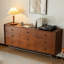 Armoire d'appoint en noyer massif