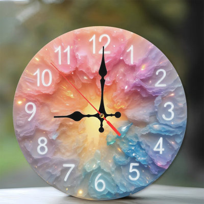 Horloge sur tourbillon de nuages pastel