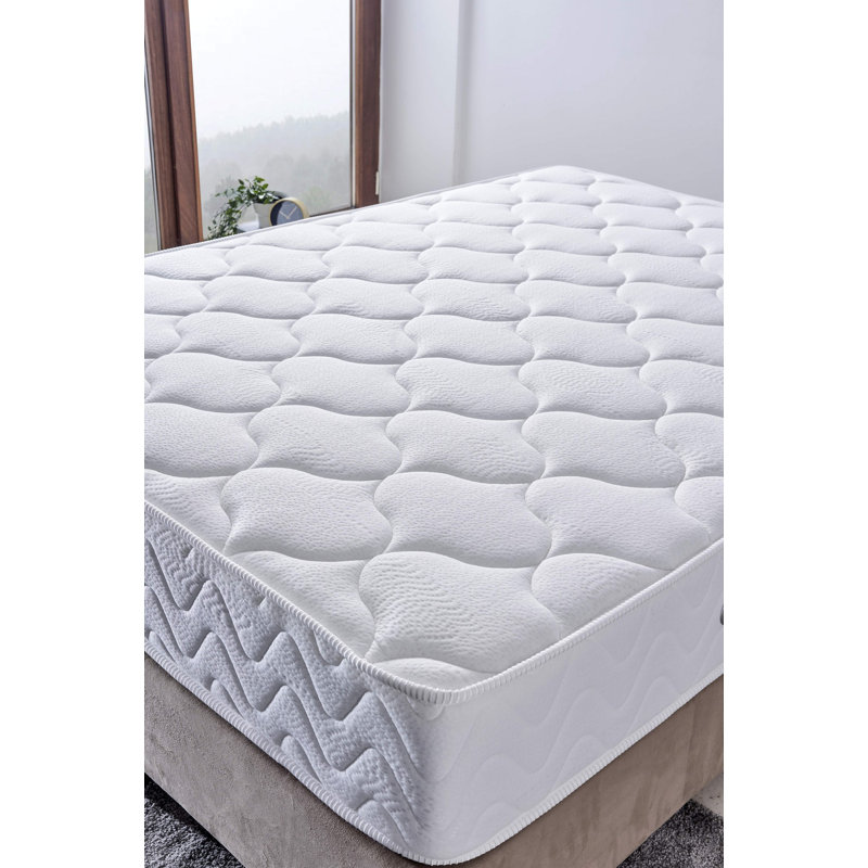 Matelas en mousse East East Home Junty, 39 po x 79 po