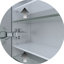 24 po Armoire à pharmacie rectangulaire en aluminium argenté encastré / à fixation en surface avec charnières silencieuses l 10 po x H 30 po, avec luminosité de 10% à 100%, fonction brouillard, tablettes réglables en verre trempé intégrées