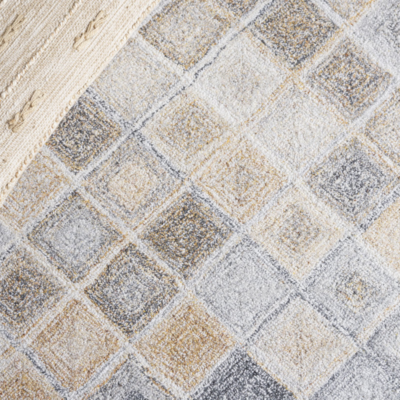 Thaissa 802 Area Rug In Beige / Grey, Rectangle 5' x 8'