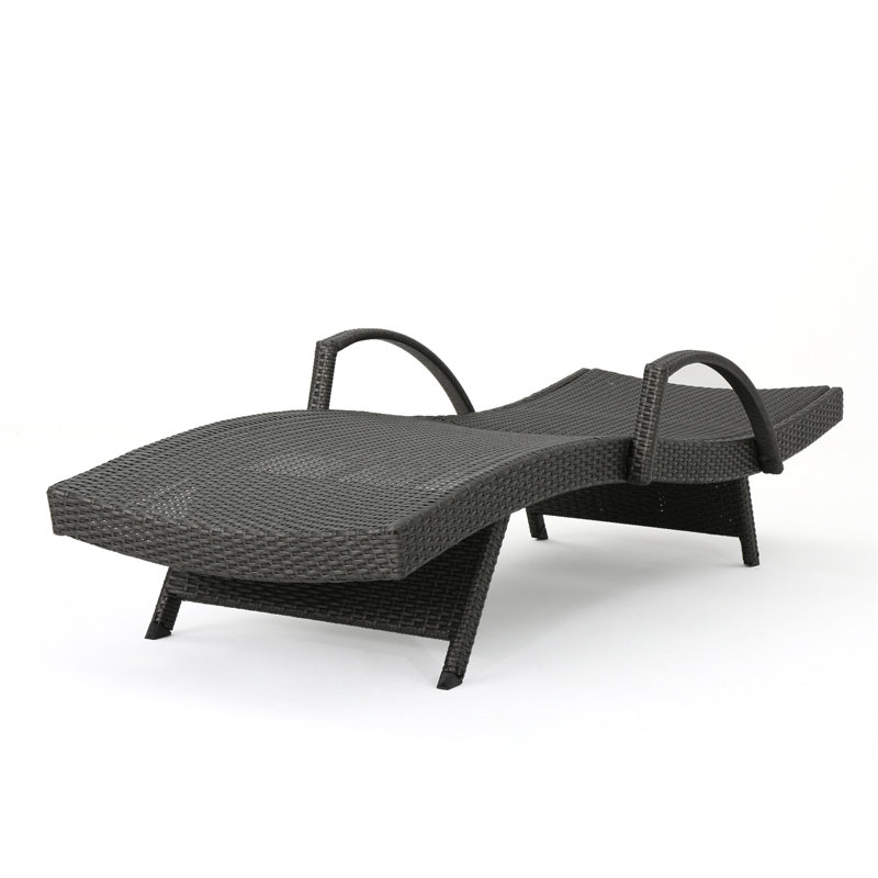 Fauteuil en osier avec accoudoirs Salem
