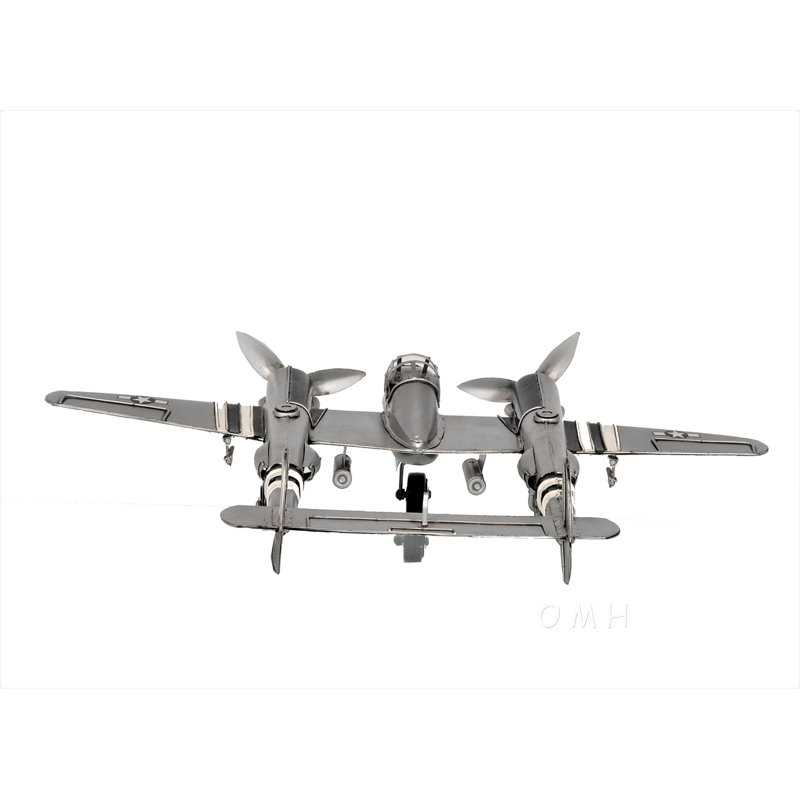 Adale Figurines & Sculptures