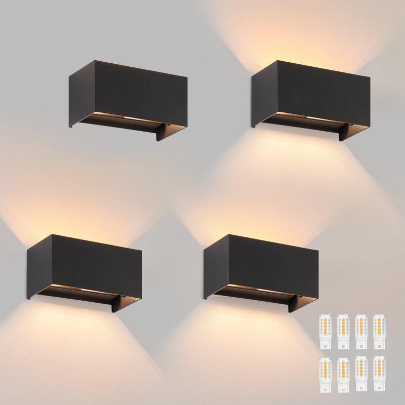 Ahmand Up & Downlight