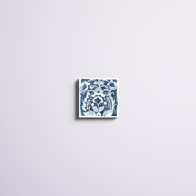 «Indigo Ornament II», peinture sur toile tendue, H 12 po x l 12 po