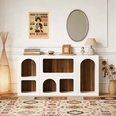 Console en bois, canapé moderne