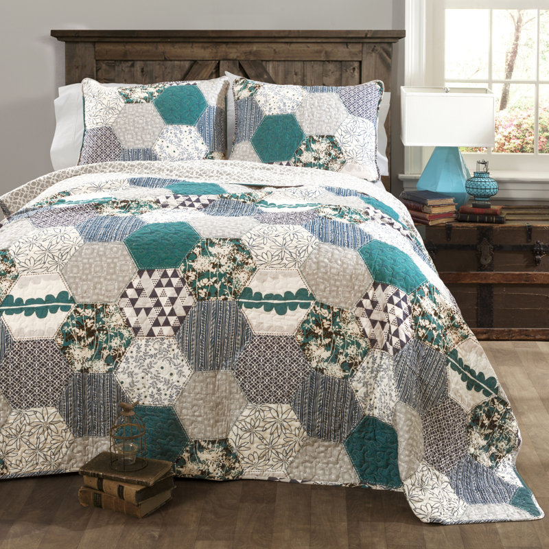 Briley Cotton Reversible 3 Piece Quilt Set, King Quilt + 2 King Shams, Turquoise