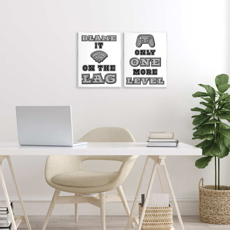 Ensemble de 2 plaques murales noires et blanches, design par Marcus Prime