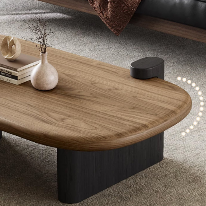 Table basse en bois massif au design rétro