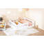 Lit plateforme double en bois avec garde-corps