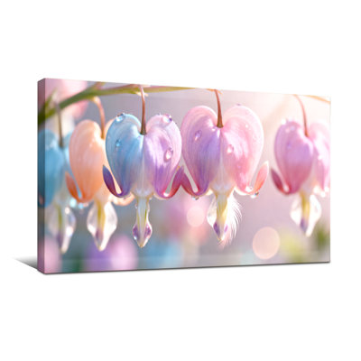 Plantes et fleurs Fleurs en forme de cœur avec gouttes de rosée