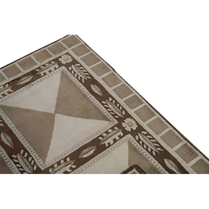 Hand-Knotted High-Quality Beige Area Rug