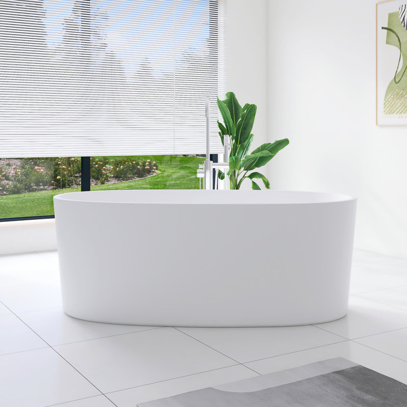 Baignoire de trempage autoportante 63 po en acrylique blanc brillant 63 po