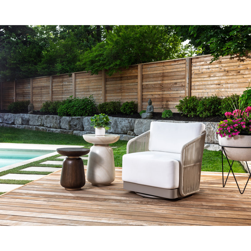 Kiri Outdoor Round Side Table