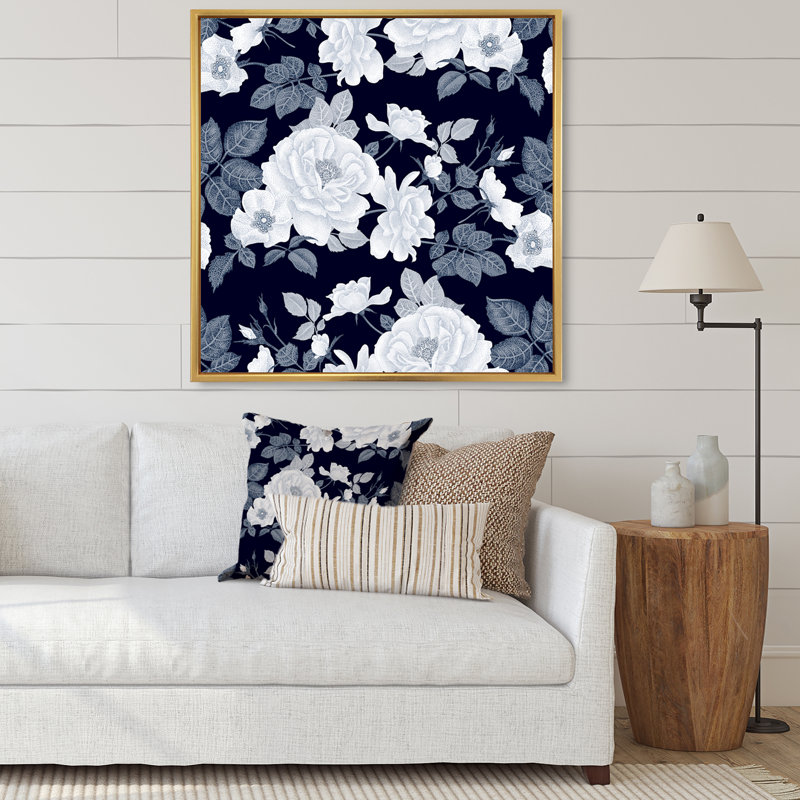 «White Roses In Shades Of Grey II», impression sur toile, H 37 po x l 37 po x P 1,5 po, Cadre doré