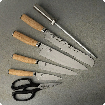 Shun Premier Blonde 7 Piece Essential Block Set, Includes 8" Chef, 4" Paring, 6.5" Utility, 9" Bread Knives & Herb Shears, Handcrafted Japanese Knife Set, Pakkawood Handles