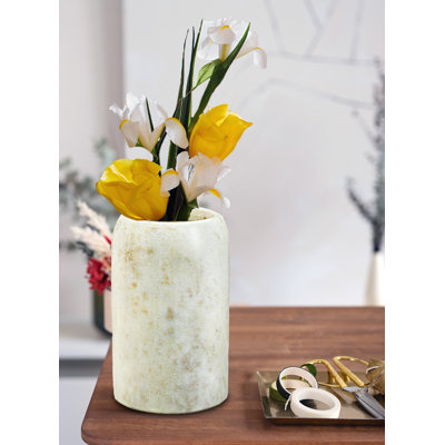 Vase en marbre biseauté 4 po Wrought Studio ™ Agra pour la décoration intérieure, parfait pour les centres de table, les bureaux et l'ambiance relaxante du spa - idéal pour les arrangements floraux, l'éclairage ambiant
