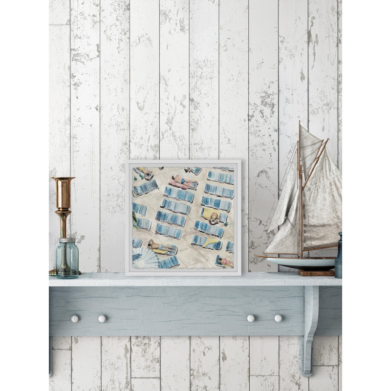 «Blue Beach Chairs», reproduction encadrée, H 24 po x l 24 po x P 1,5 po