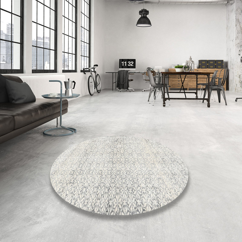 Annalee Floral Indoor Rug, Round 8'