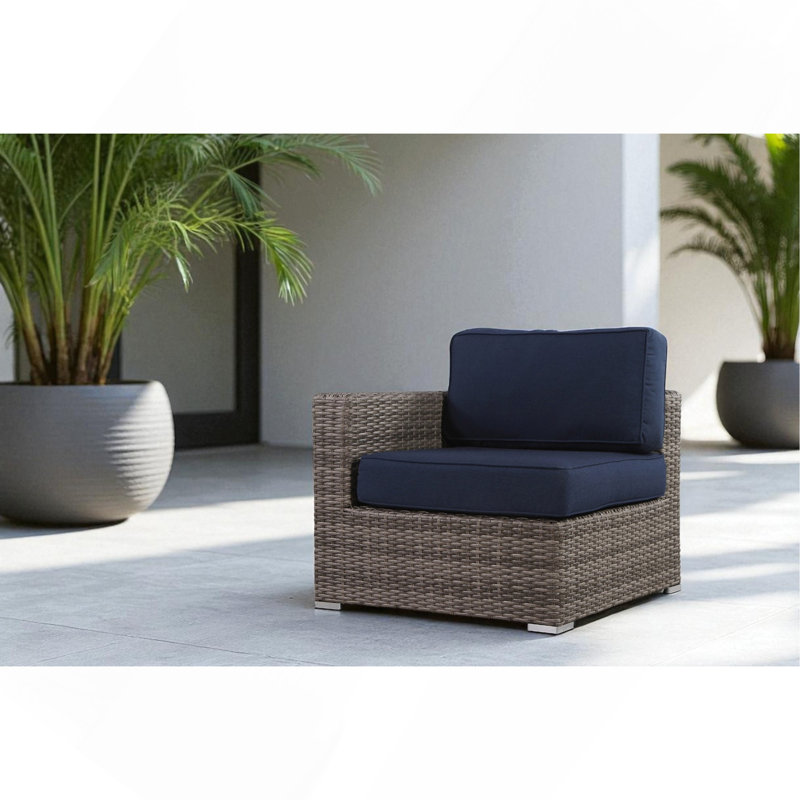 Wicker R L Sectional