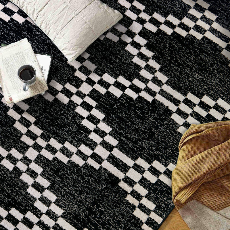 Tapis noir et blanc Modern Modern, Rectangle 2 pi 2 po x 4 pi