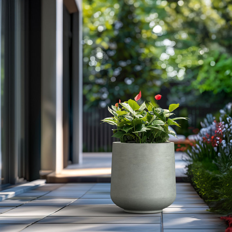Grand pot à fleurs Brenno, H 17,32 po x l 16,54 po x P 16,54 po, Gris sauge