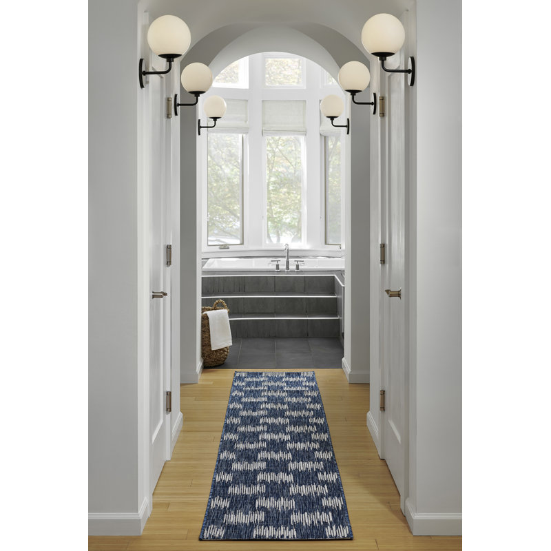Geometric Indoor / Outdoor Rug, Runner 2' x 6'