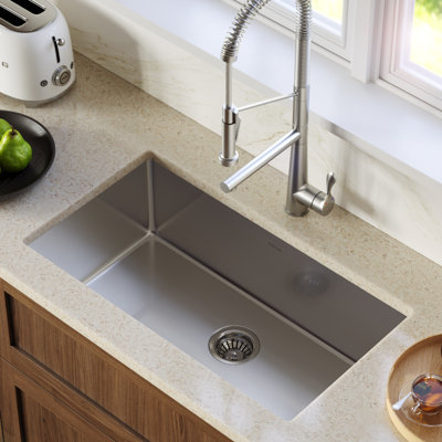 Karran 16-Gauge Stainless Steel 32'' X 18'' Single Bowl Undermount Kitchen Sink Kit