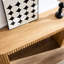Console incurvée de 146,5 cm (57,65 po) avec tiroir - Design unique à rayures verticales - Style naturel et élégant - Idéale pour le salon, le corridor ou l'entrée.