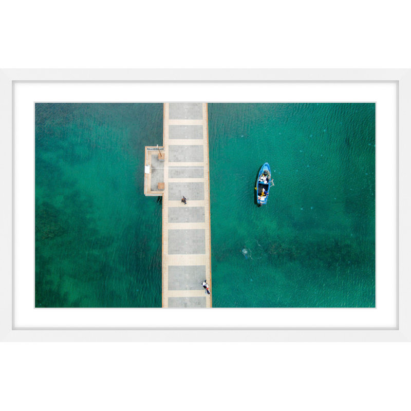 «  "float blue bateau"  », impression encadrée, 24 po x 36 po