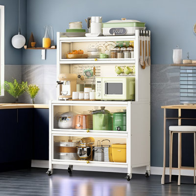 Buffet de cuisine avec roulettes