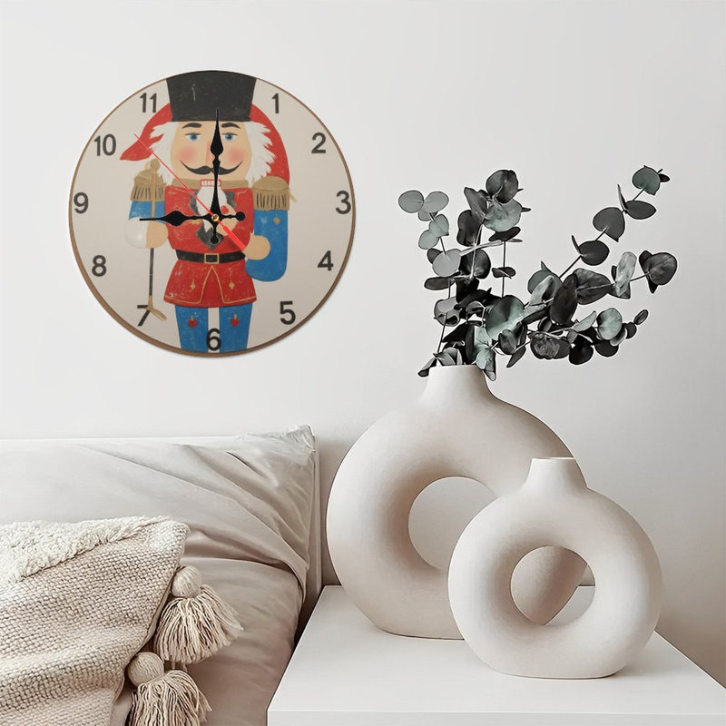 Casse-noisette-jouet-soldat-horloge-cadran