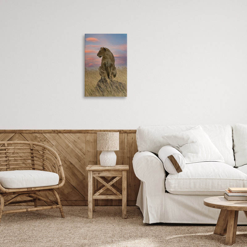 «Strong Lioness at Sunset», art mural par Danita Delimont, H 24 po x l 16 po
