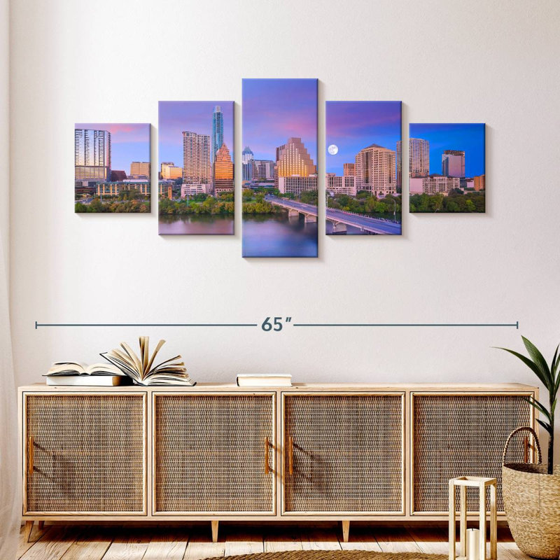 Austin, 24" H x 55" W